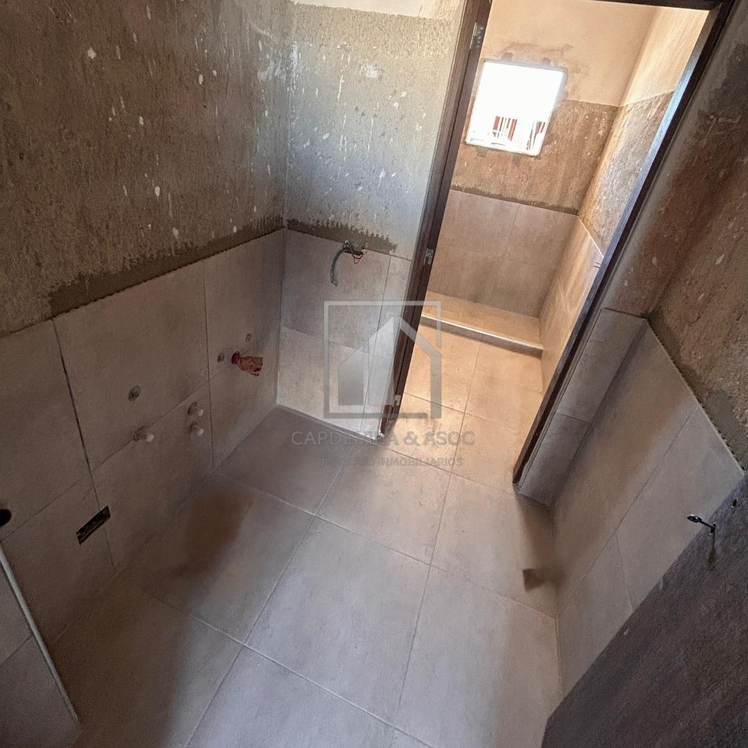 Casa en Venta en Brisas De Manantiales, USD 145.000