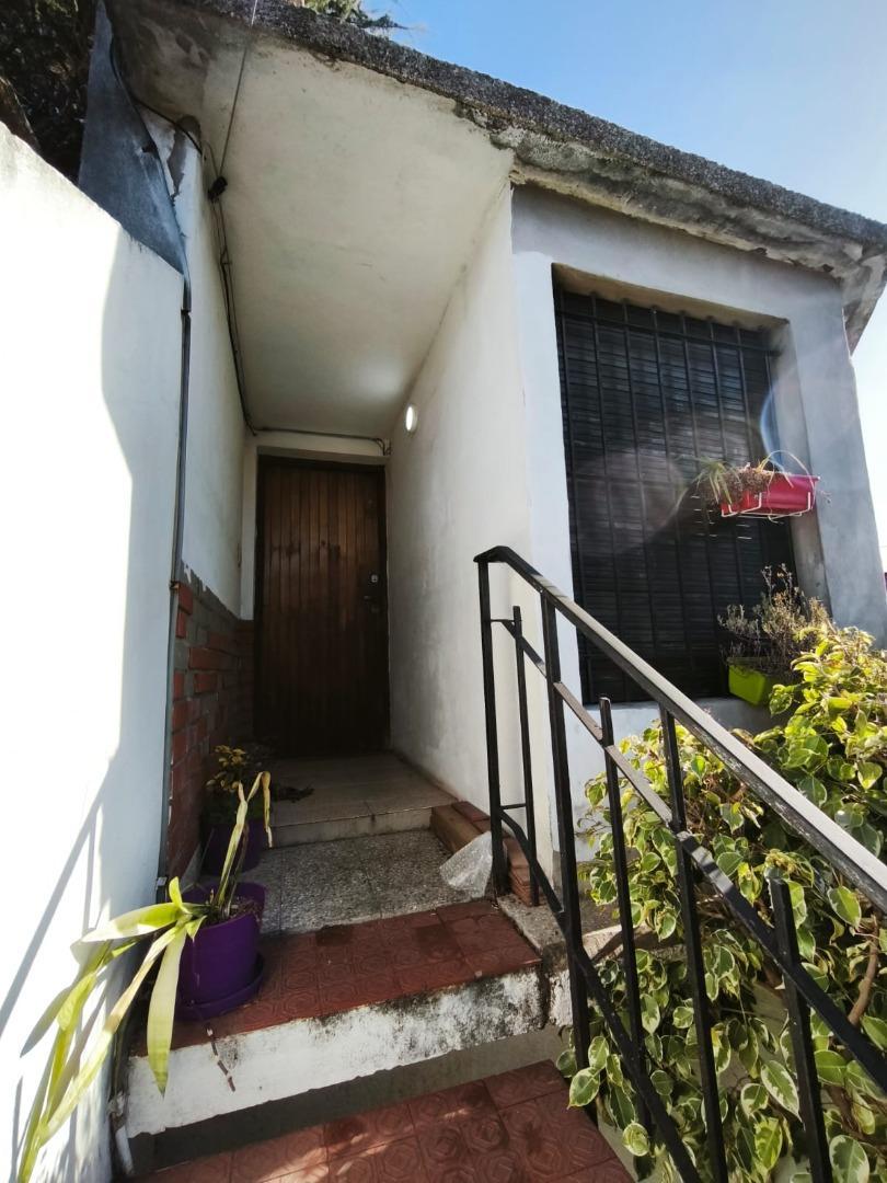 SE VENDE PH TRES AMBIENTES CHILAVERT APTO CREDITO