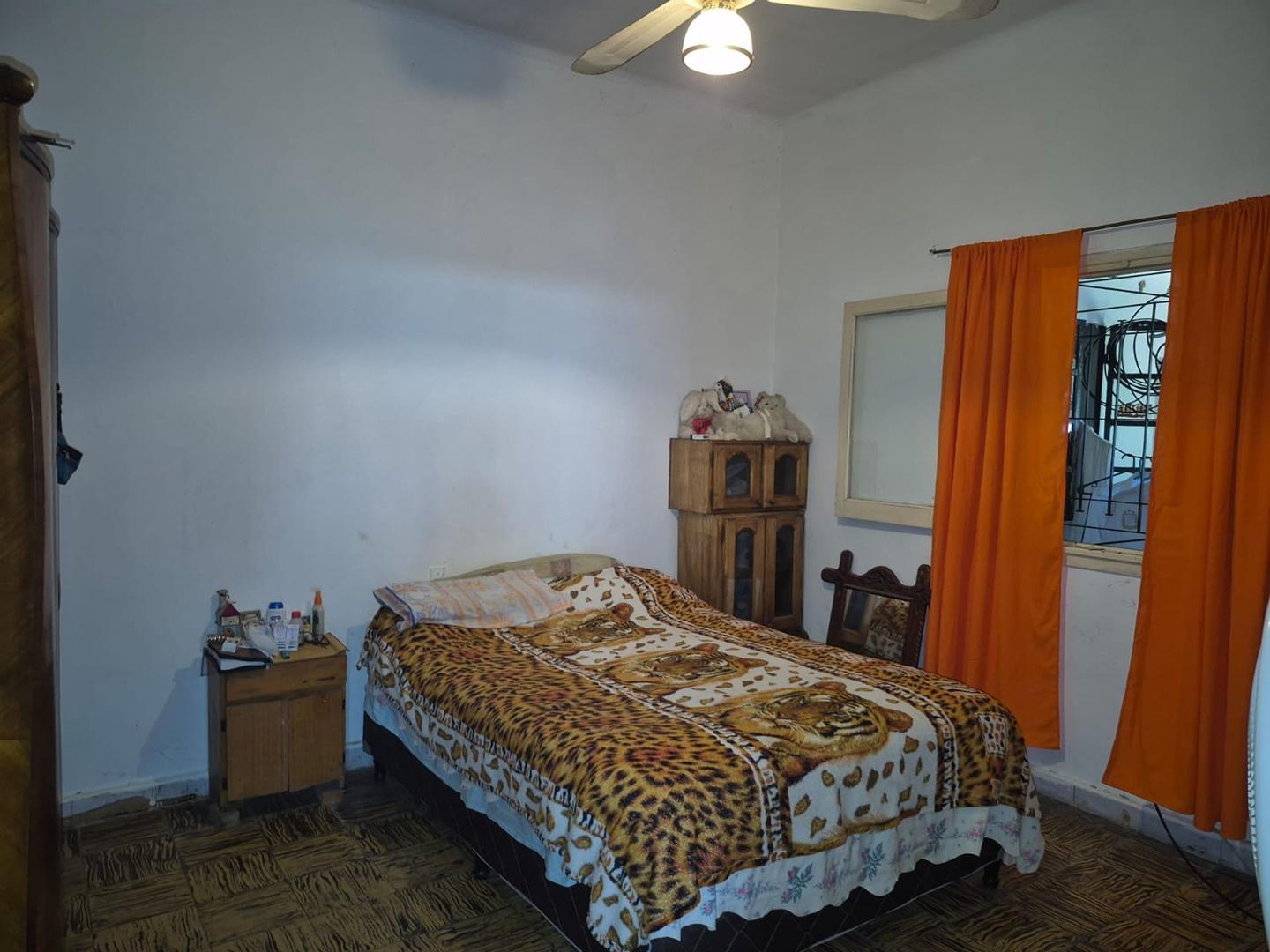 PH 3 AMBIENTES EN VENTA CON QUINCHO ESCALADA LANUS