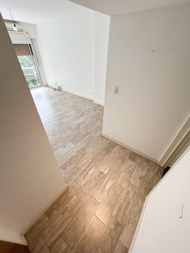 Av Santa Fe 2600, Piso 5