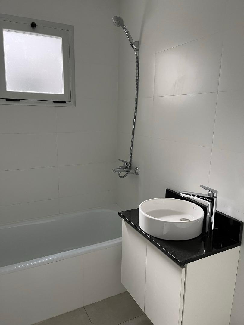 Adrogue - departamento 1 amb a estrenar -excelente ubicacion