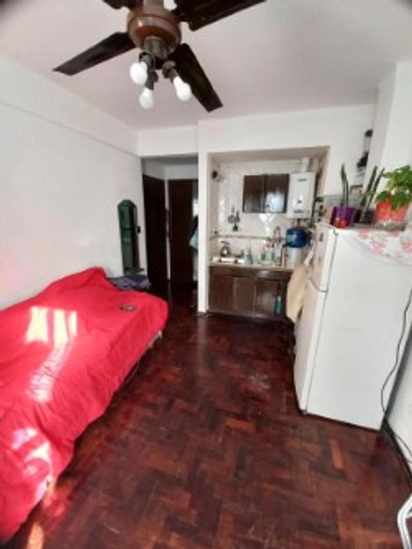 VENTA 1 AMBIENTE AL FRENTE.SARMIENTO 2900