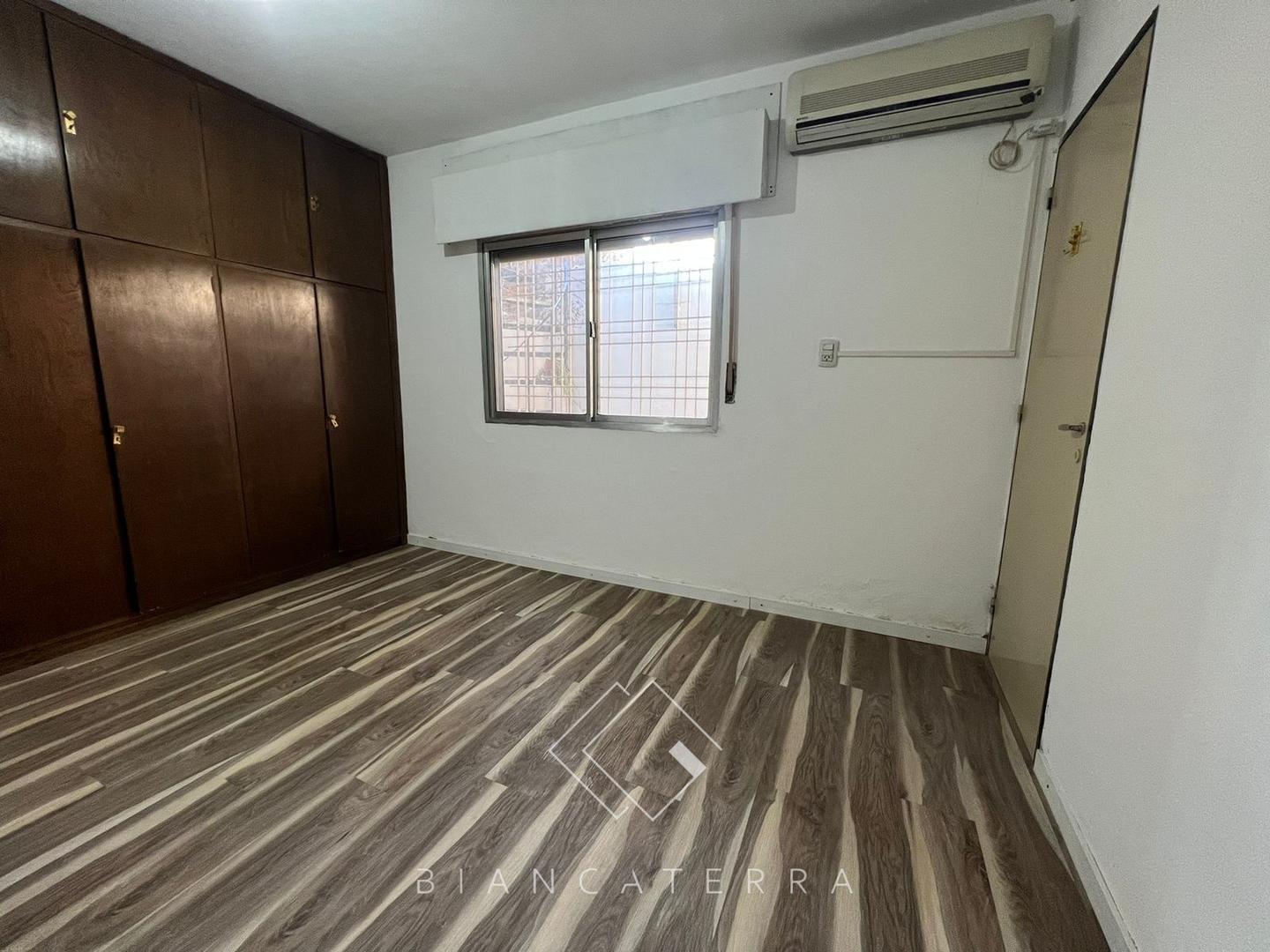 Depto Tipo Casa en Venta de 1 dormitorio