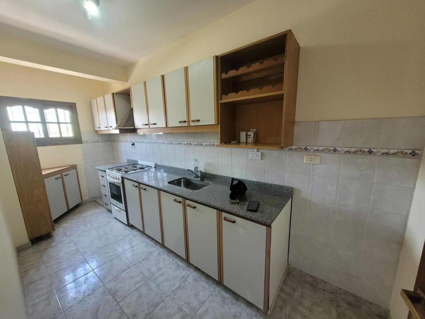 Departamento en Alquiler en Wilde, $ 550.000