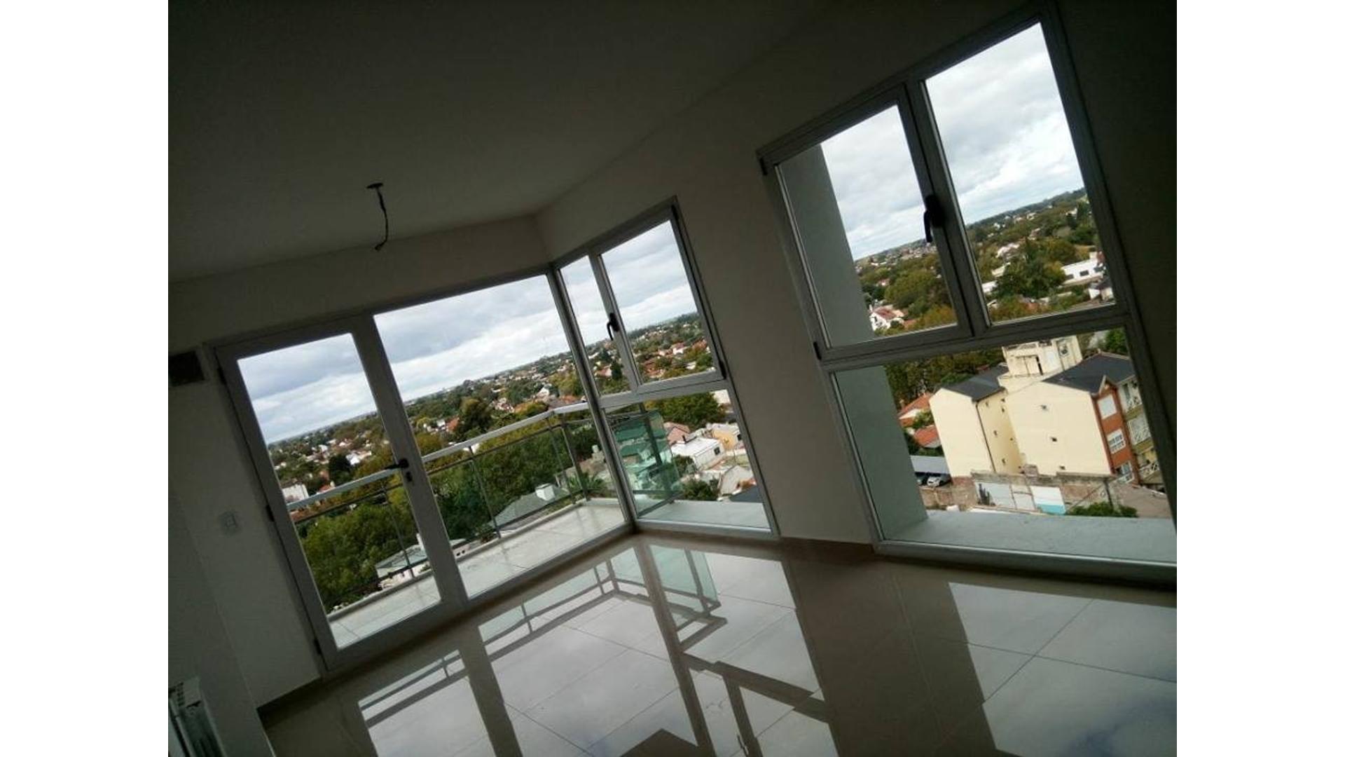 DEPARTAMENTO 2 AMBIENTES EN VENTA CON COCHERA Y BALCON!