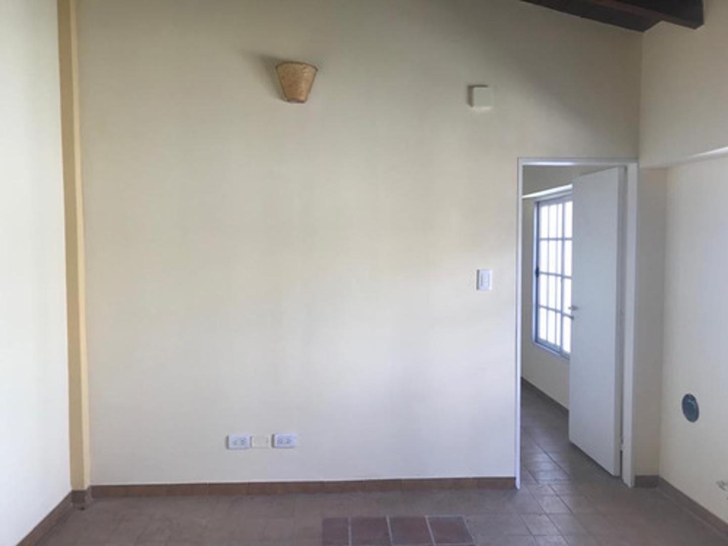 Depto Tipo Casa en Venta de 1 dormitorio