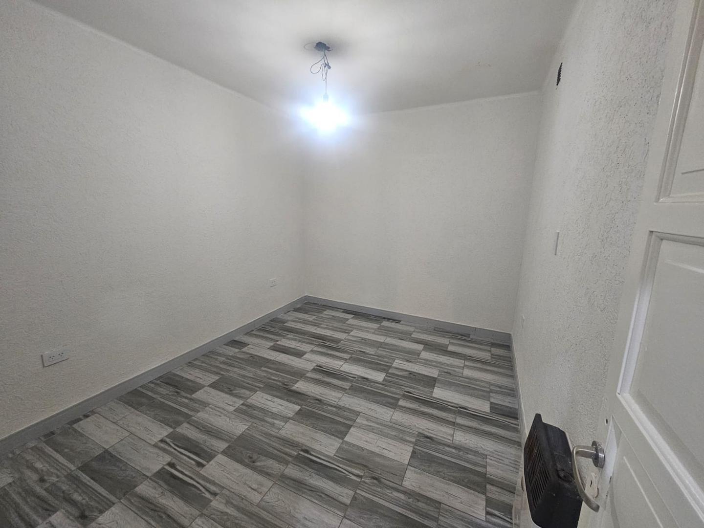 Depto Tipo Casa 4 ambientes con 1 baño