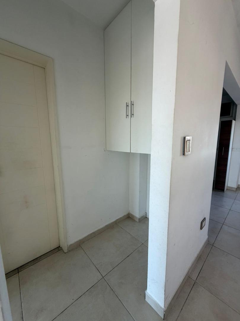 Departamento en Alquiler en Jose Leon Suarez, $ 480.000