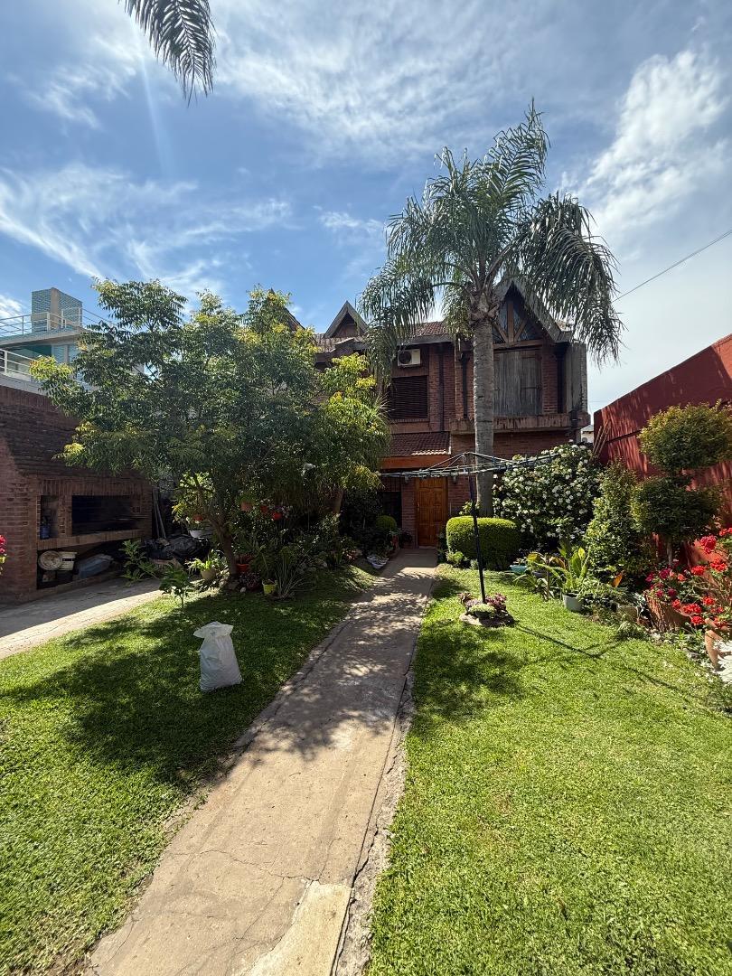 VENTA CASA 3 DORMITORIOS PARQUE MERLO