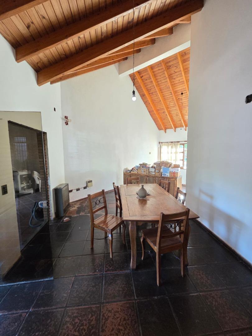 CASA EN CALLE ALEM DE GODOY CRUZ - PISCINA