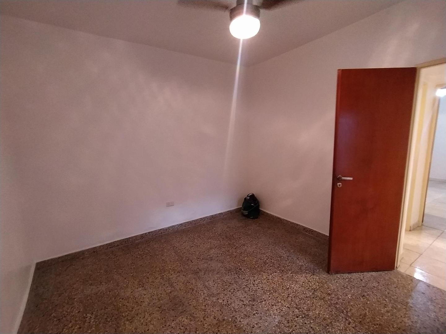 Depto Tipo Casa en Alquiler en Vicente Lopez, $ 950.000