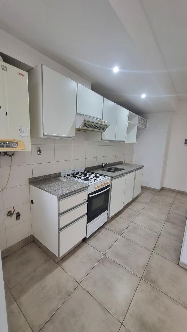 Departamento en Venta en Lomas De Zamora, USD 89.000