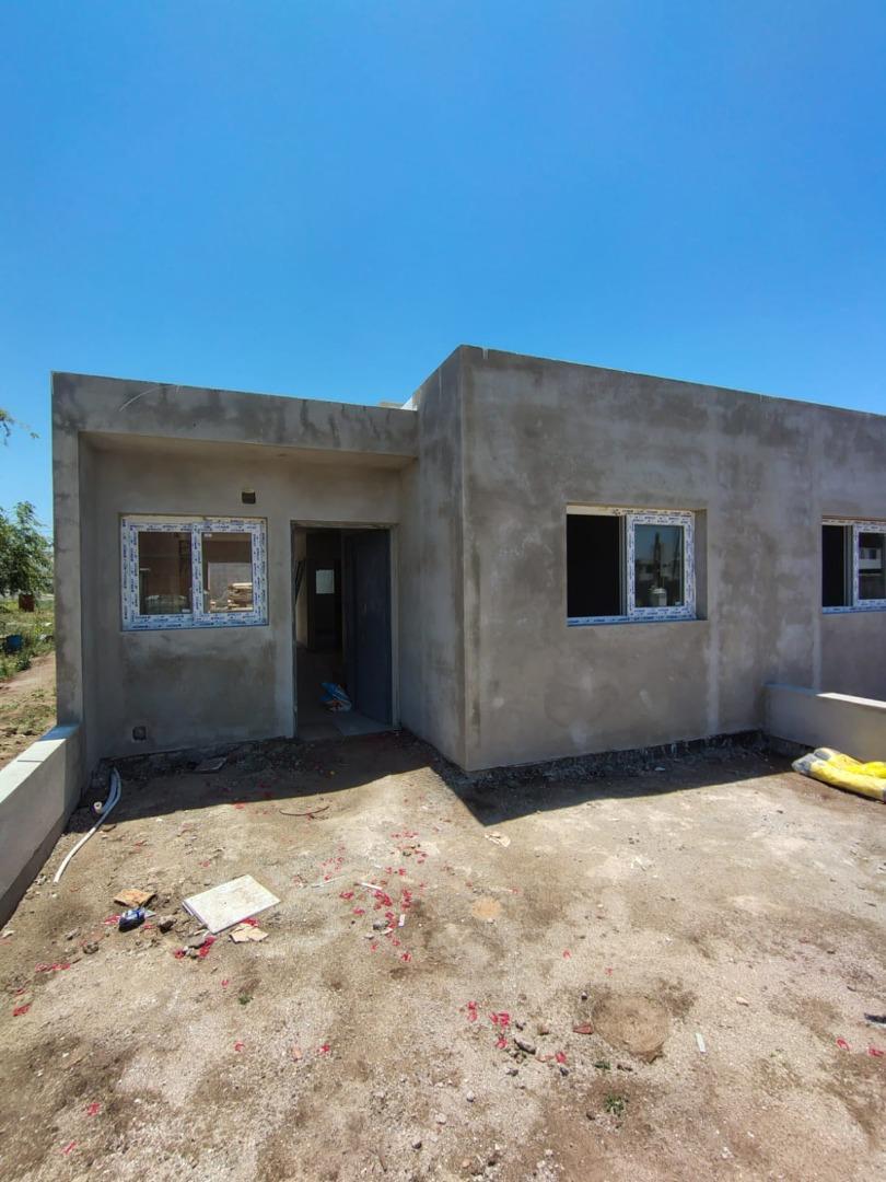 CASA EN VENTA DE DOS DORMITORIOS EN DOCTA  AVENIDA