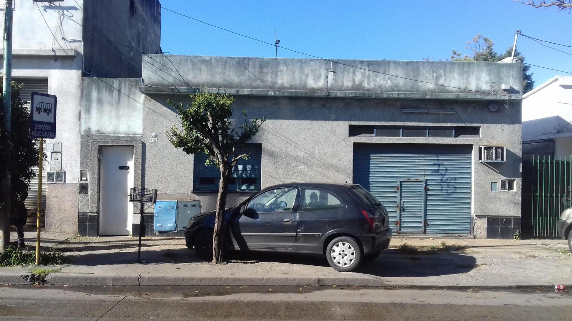 4 VIVIENDAS + LOCAL a refaccionar - VILLA BALLESTER