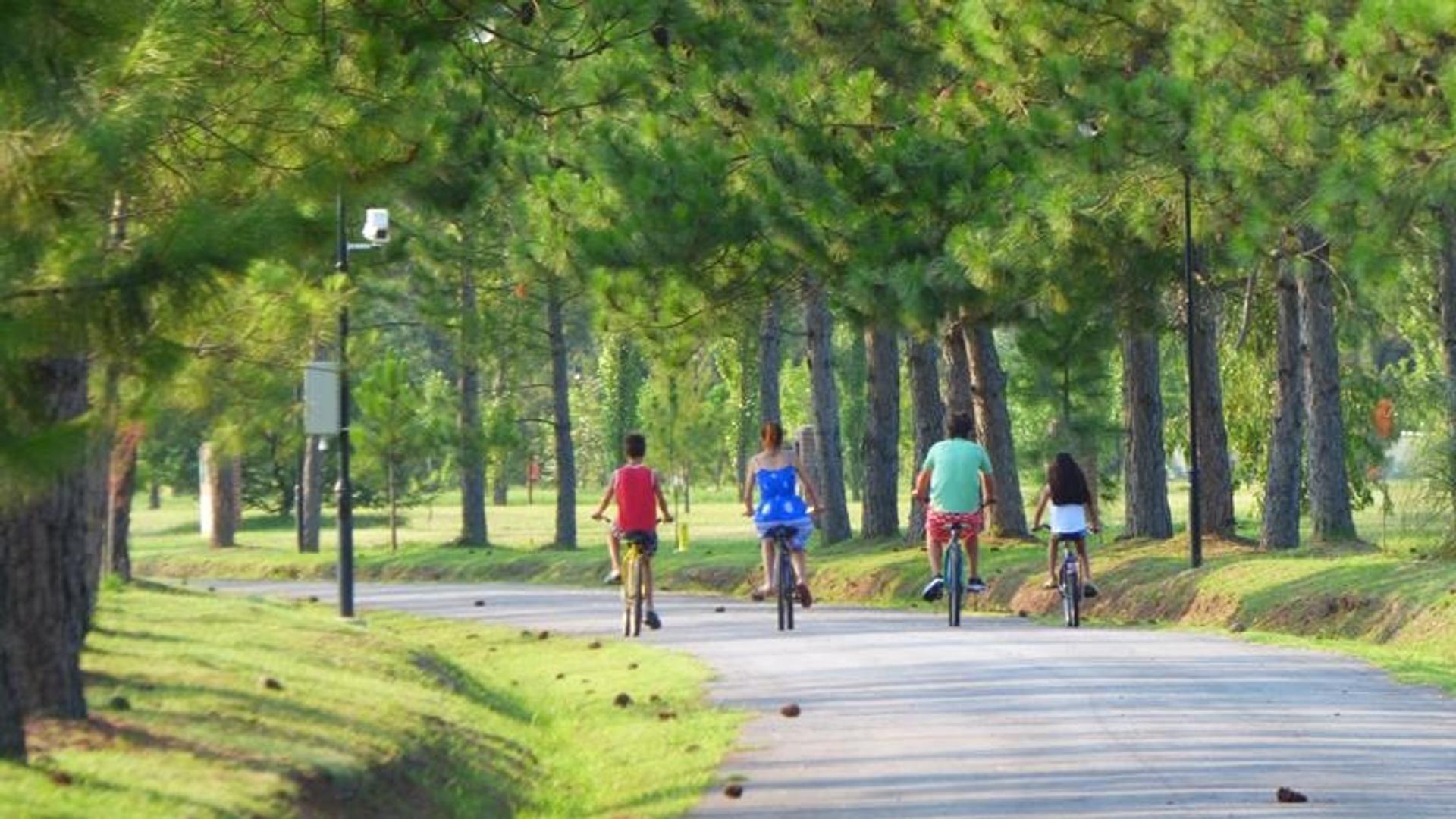 Terreno en Venta en Club Miralagos, USD 72.000