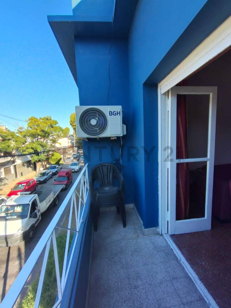 La Crujia 3200, Piso 1