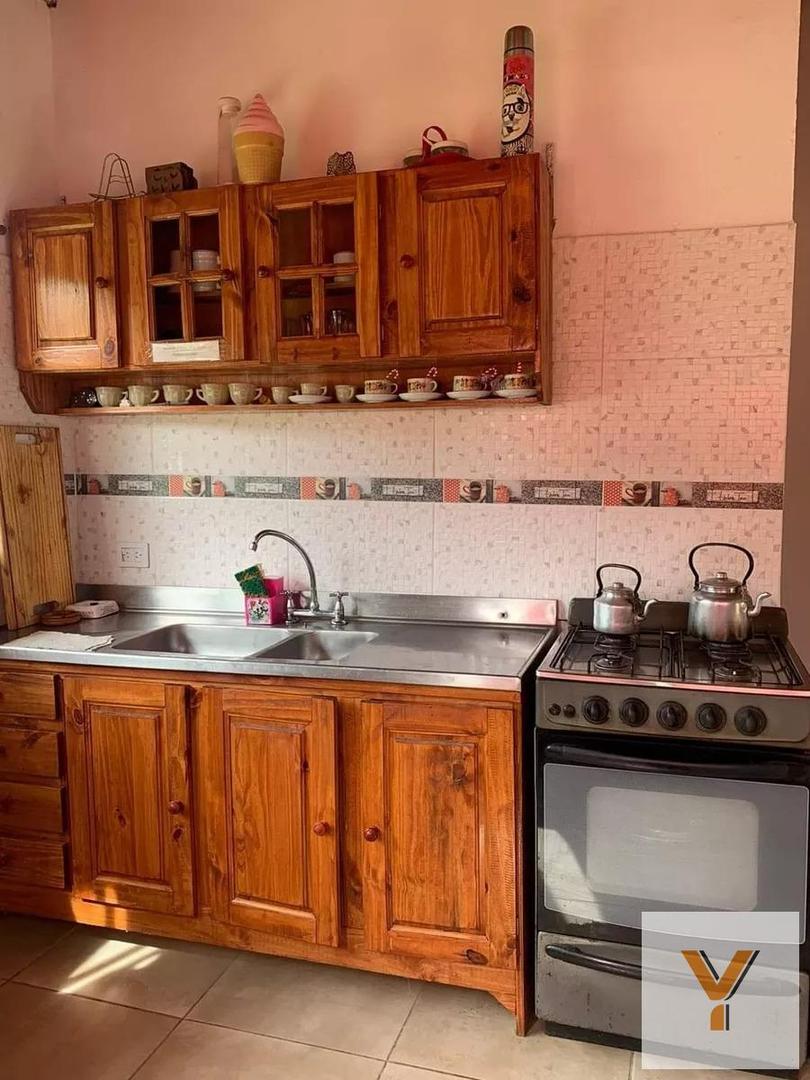 Casa 2 ambientes con 1 baño