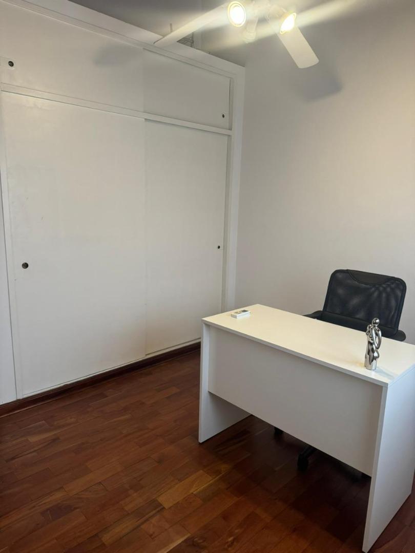 Oficina en Alquiler en Quilmes, $ 900.000