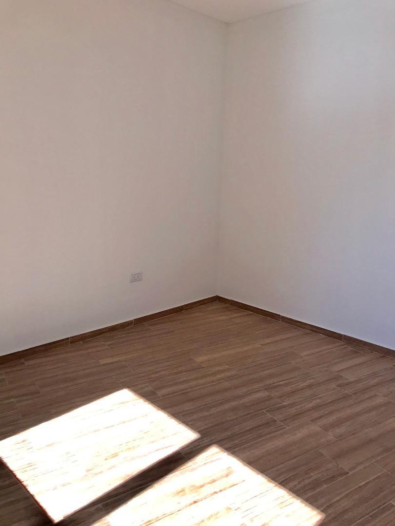 Departamento en Venta en Bernal, USD 135.000