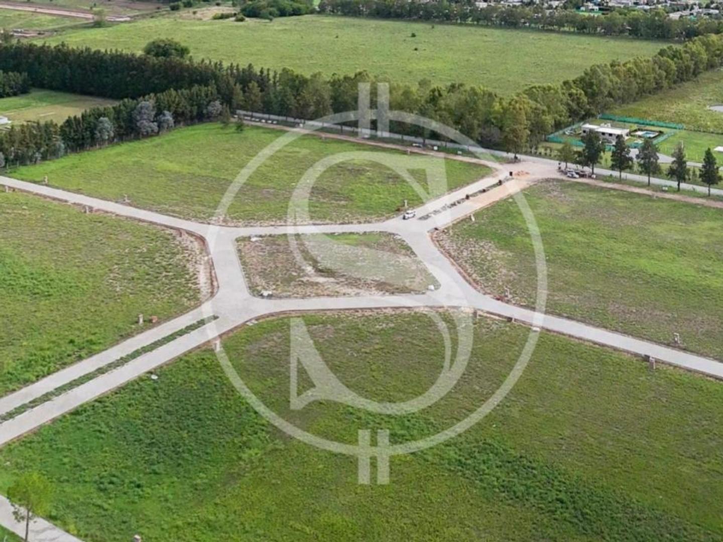 TERRENO EN VENTA  CARDALES SIN EXPENSAS ENTREGA JULIO 2025