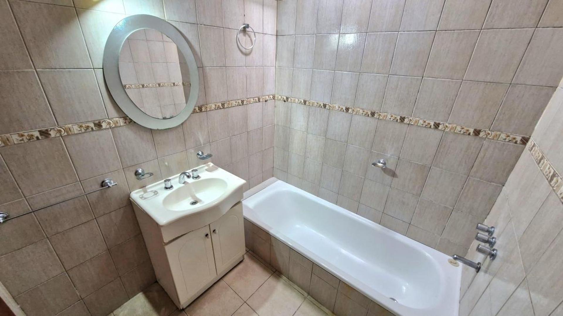 Depto Tipo Casa 3 ambientes con 1 baño