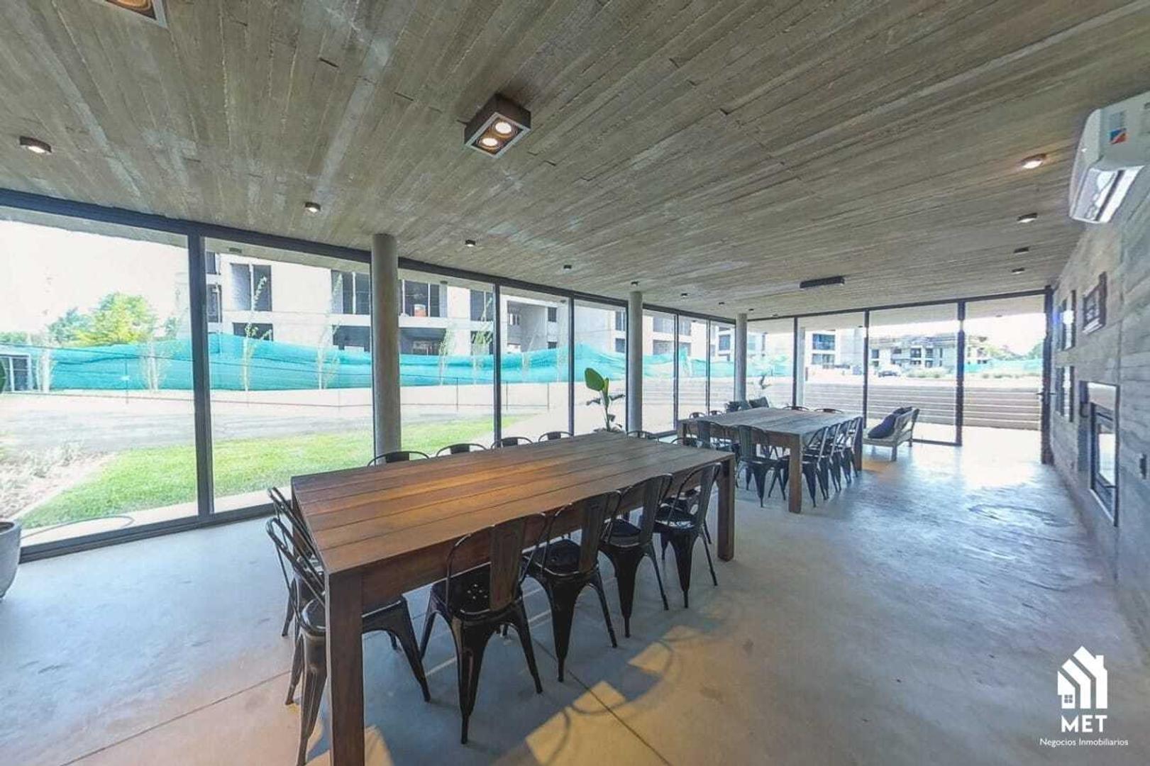 Departamento en Venta con 1 cocheras