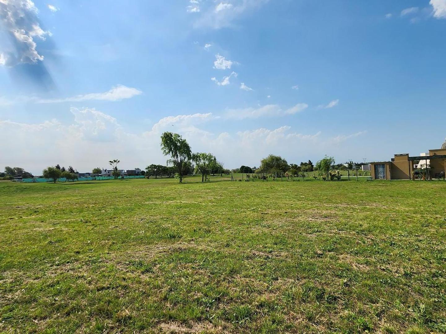 Terreno en  venta en el medal country club pilar