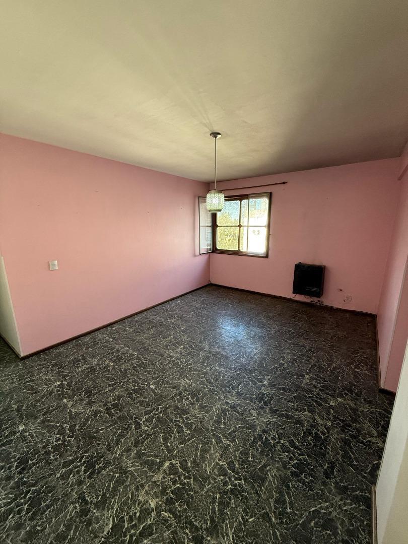 ARNOLDI 400 , Piso 5º