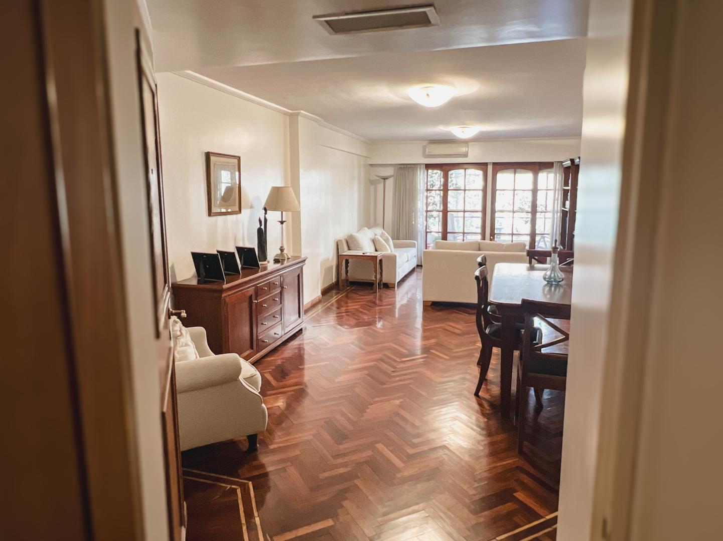 Departamento 5 ambientes con 4 baños