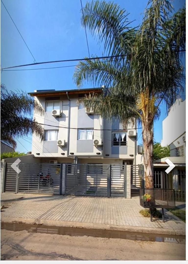 Departamento de 3 ambientes (Jujuy 1400- Villa Luzuriaga)