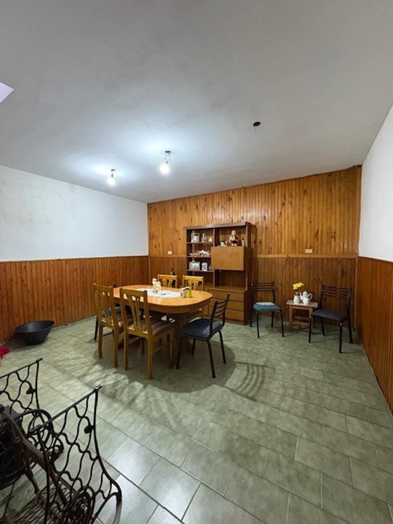 Casa 3 ambientes con 1 baño