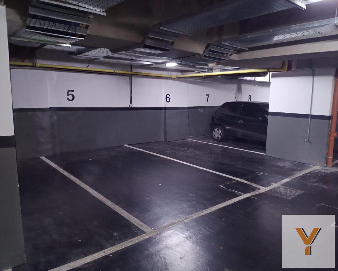 Cochera en venta - 12Mts2 - Villa del Parque
