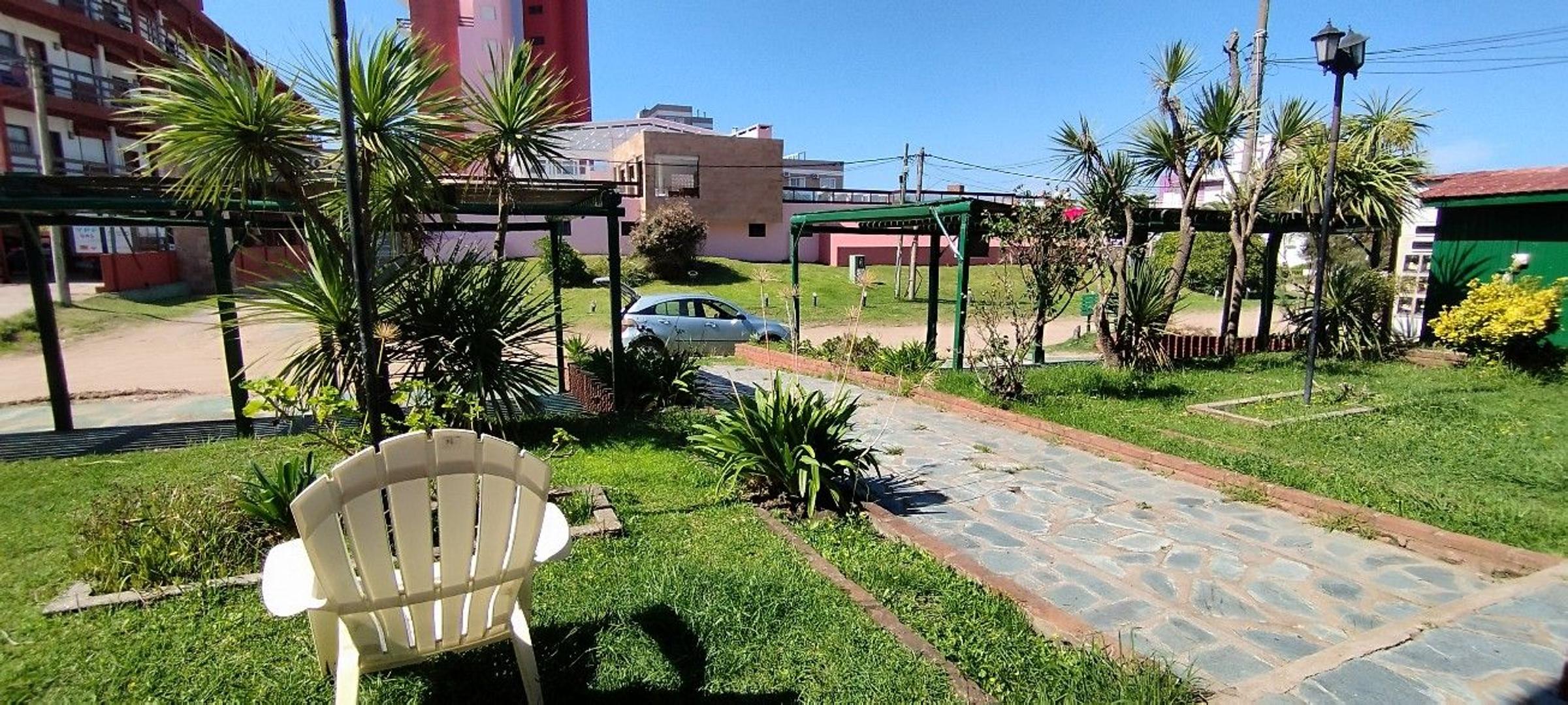 Casa en Alquiler Temporal con 1 cochera