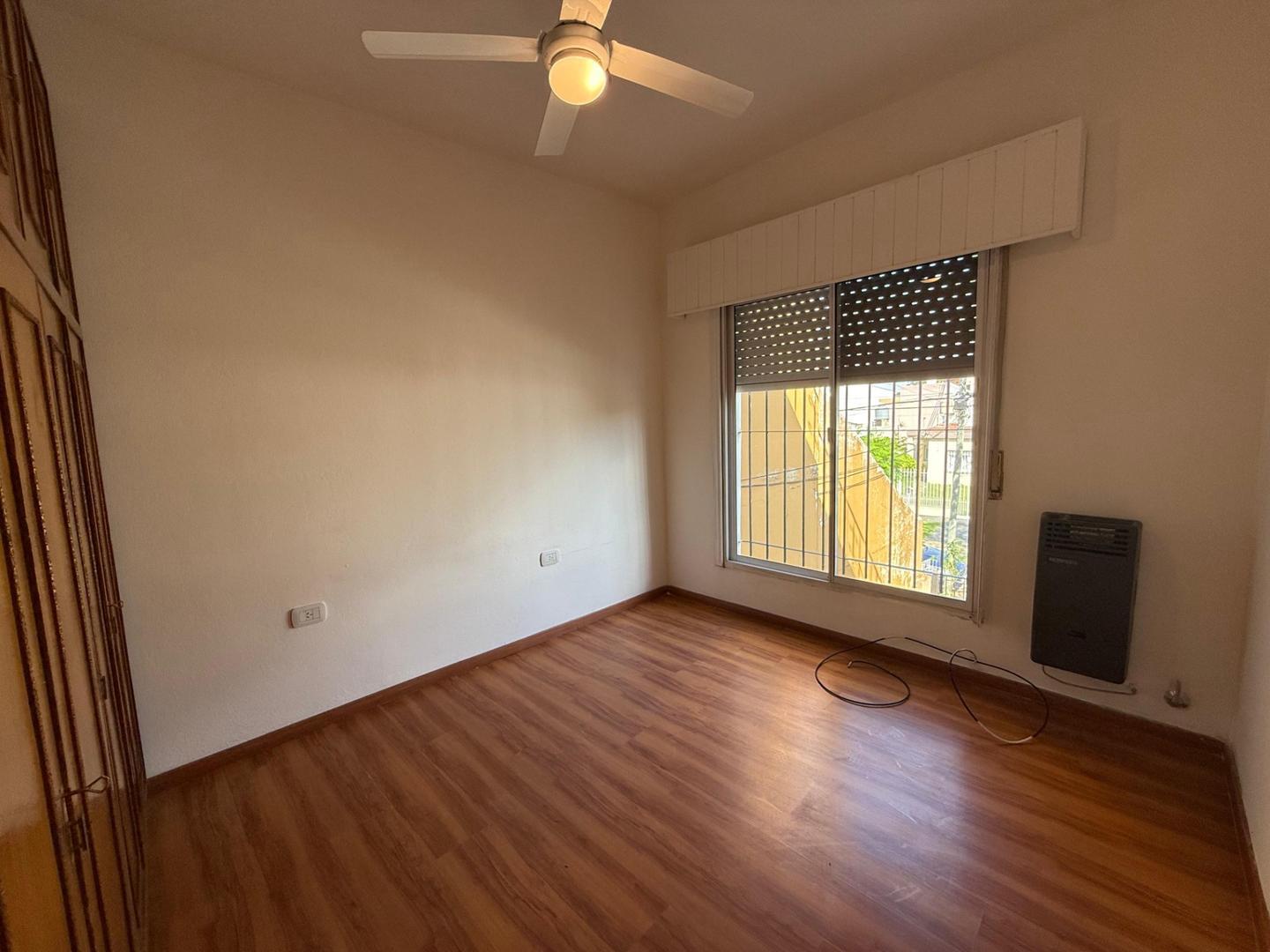 Departamento en Alquiler en Munro, $ 950.000