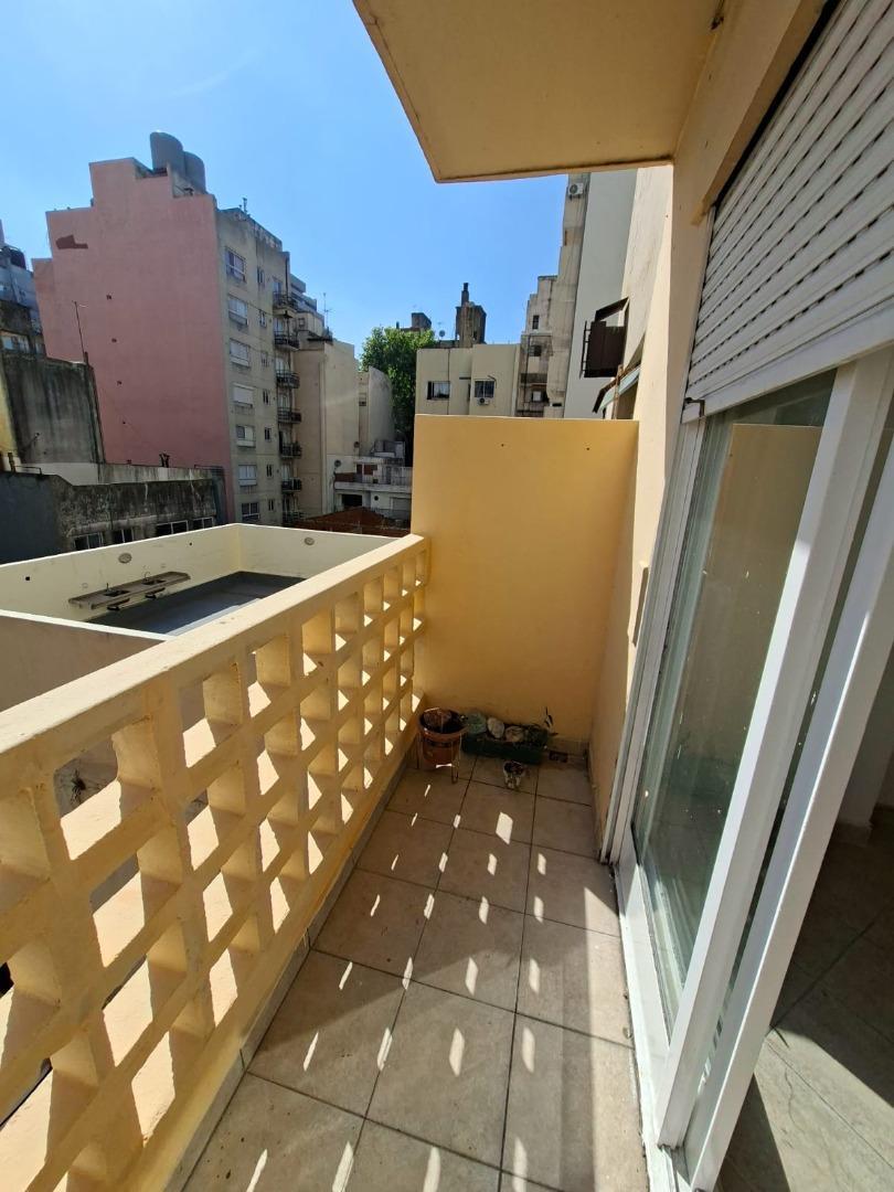 Corrientes 5877 , Piso 3