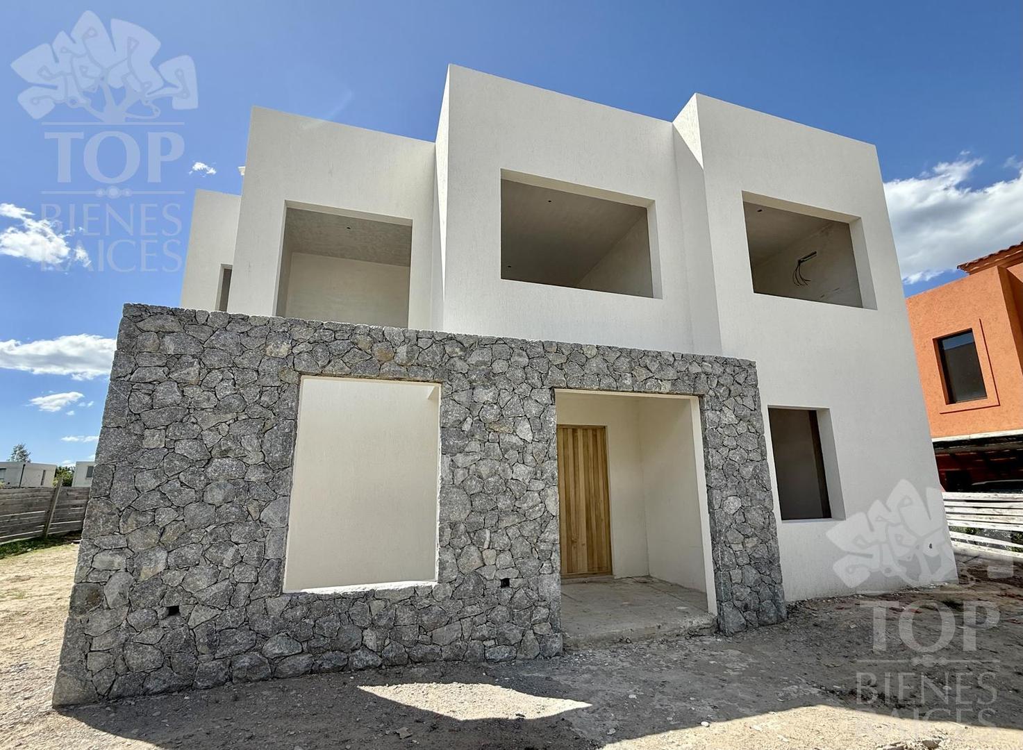 Casa al agua en venta en Laguna Grande