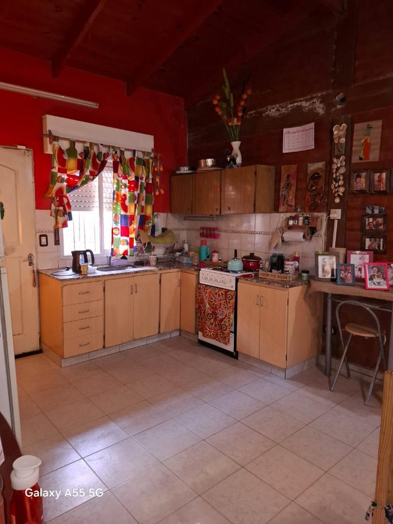 Casa 3 ambientes con 1 baño