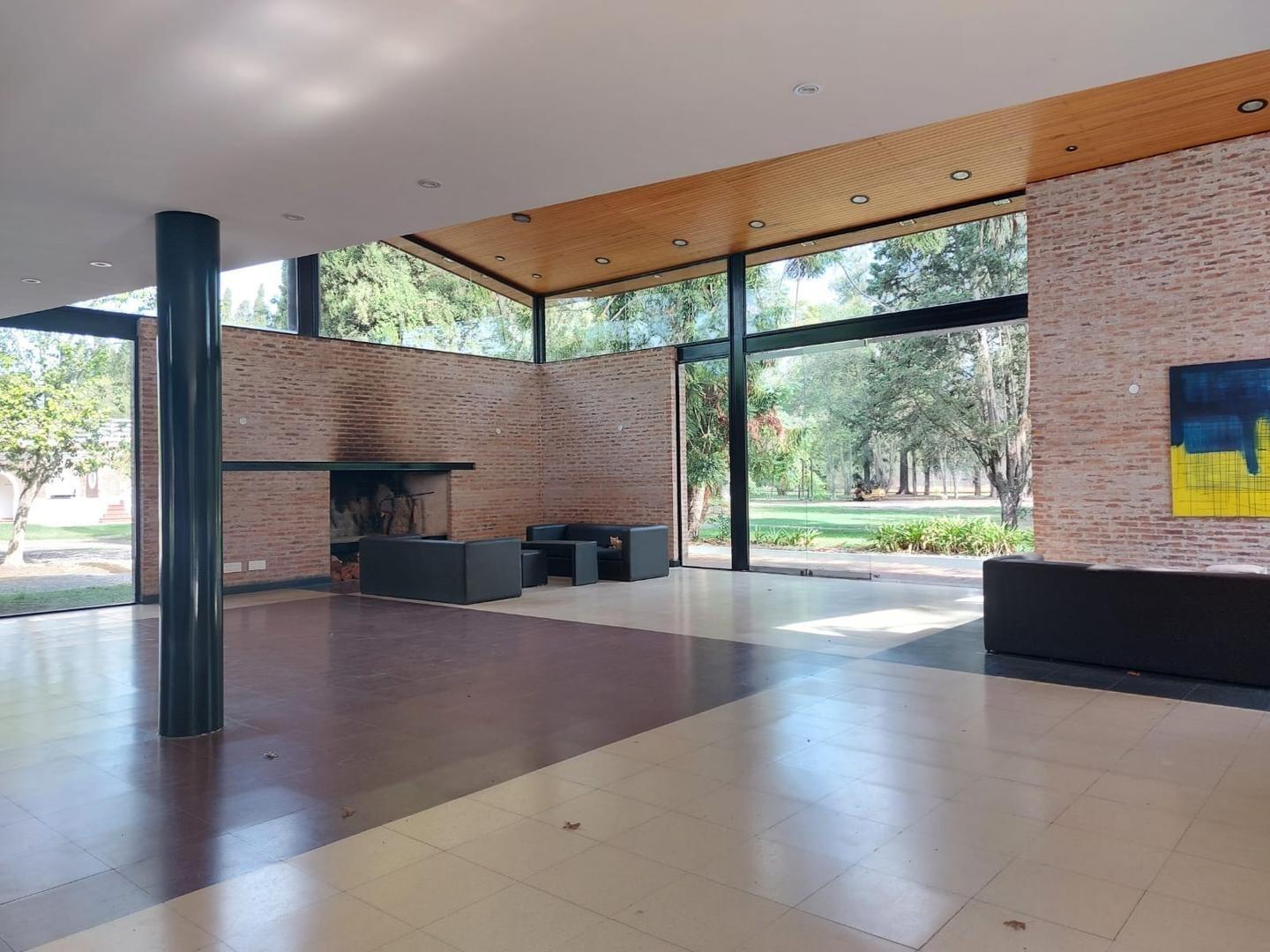 Terreno en Venta, FOS 40