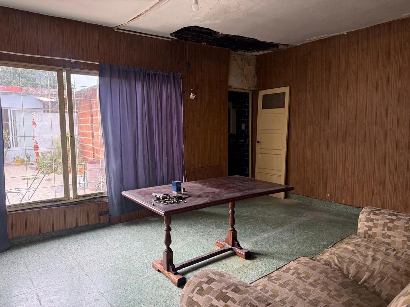 Casa en Venta con 1 cochera