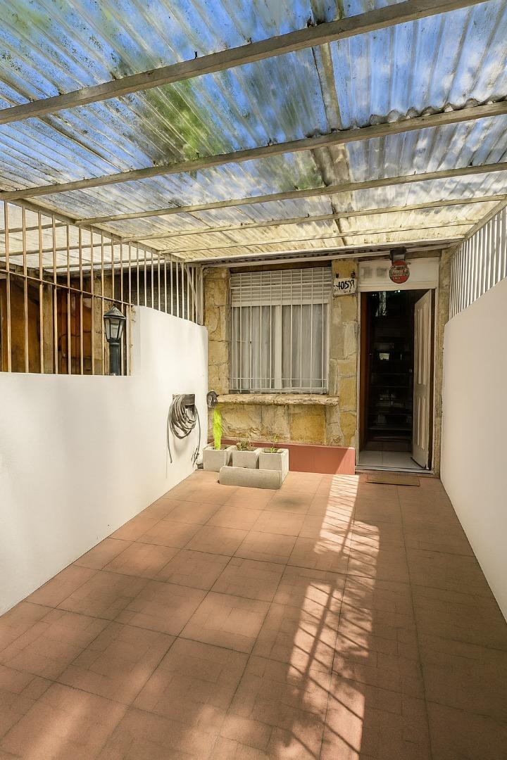 DUPLEX 2 AMB. ZONA CONSTITUCION