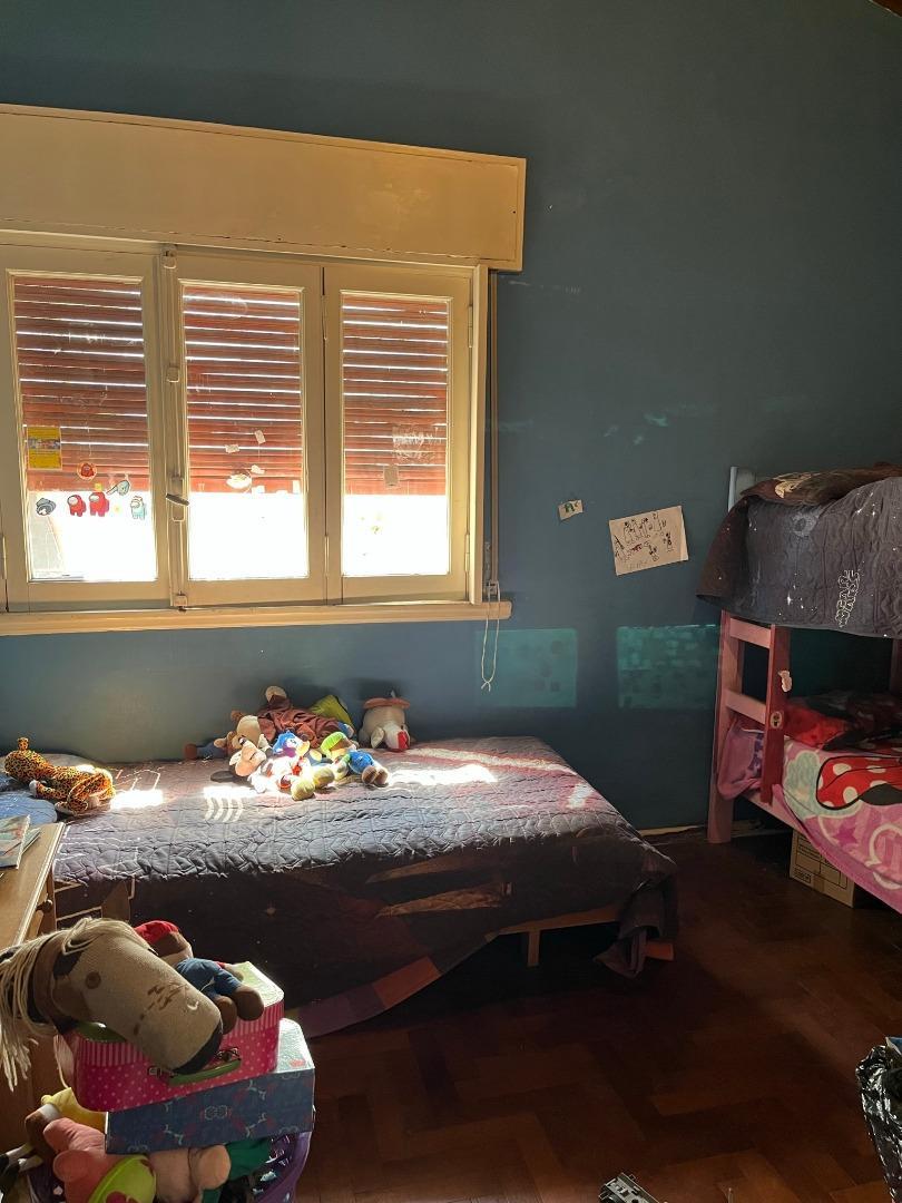 Casa en Venta con 6 cocheras