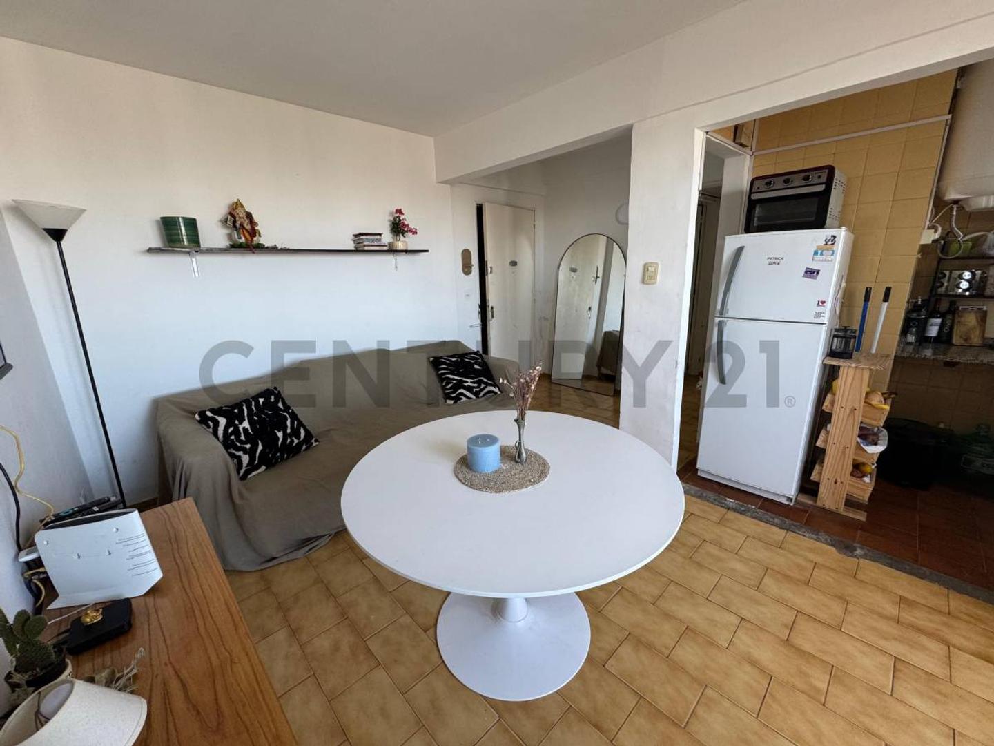 VENTA DEPARTAMENTO DE 3 AMBIENTES EN COLEGIALES