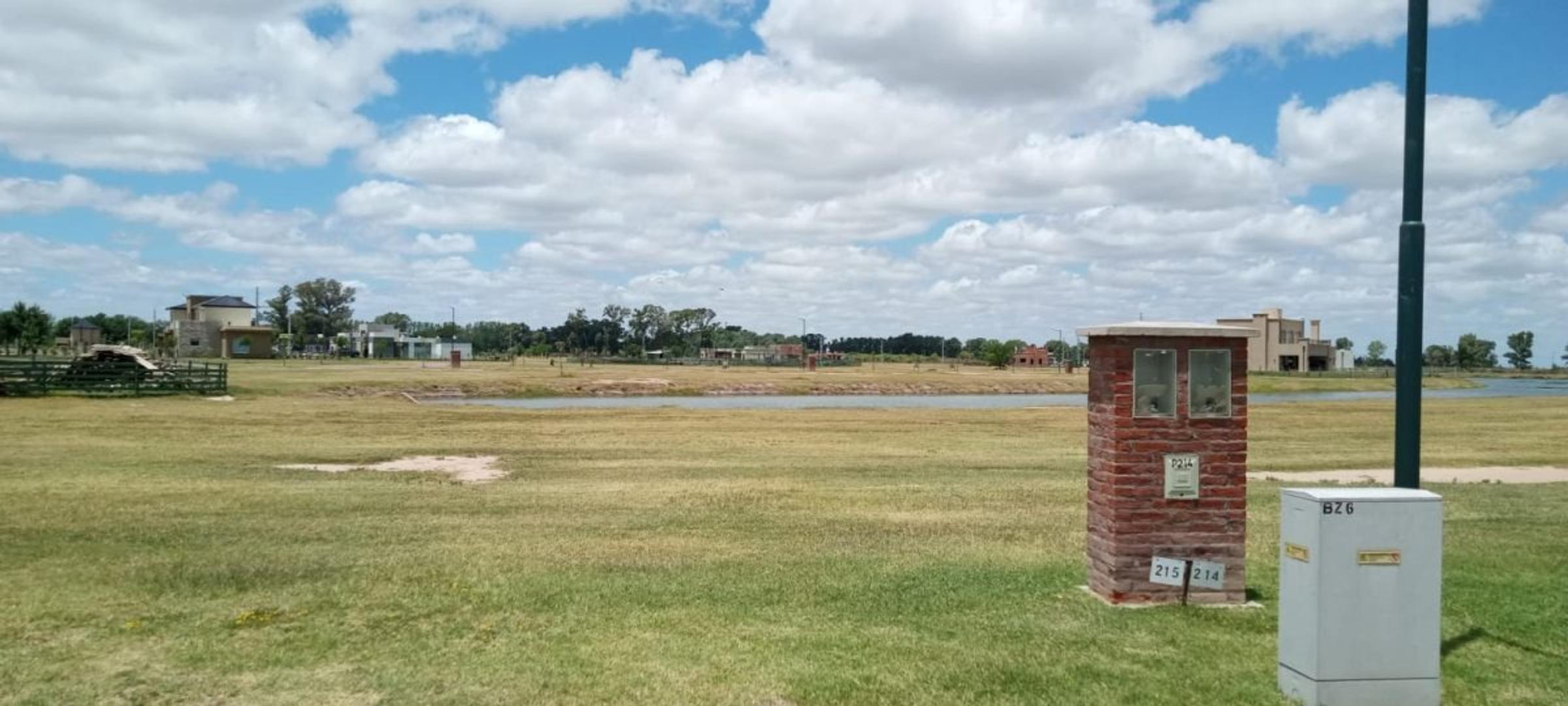 Av Juan Pablo Ii 1601