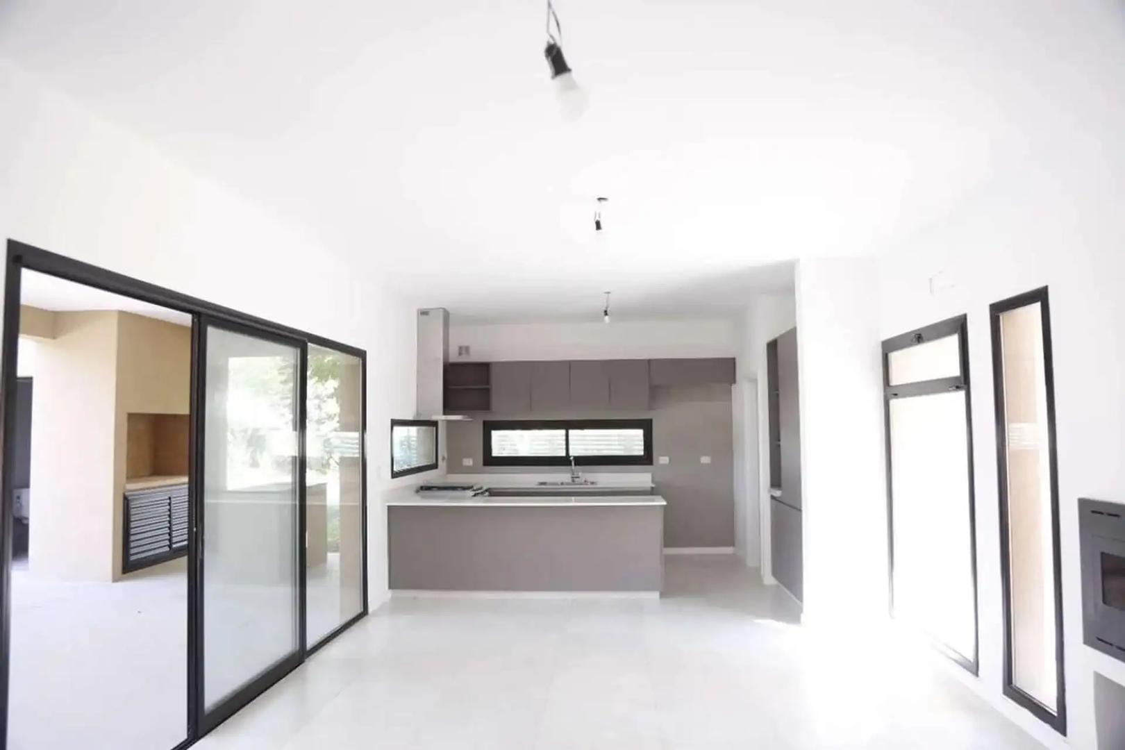 Casa en Venta en Haras Del Sur 2, USD 195.000