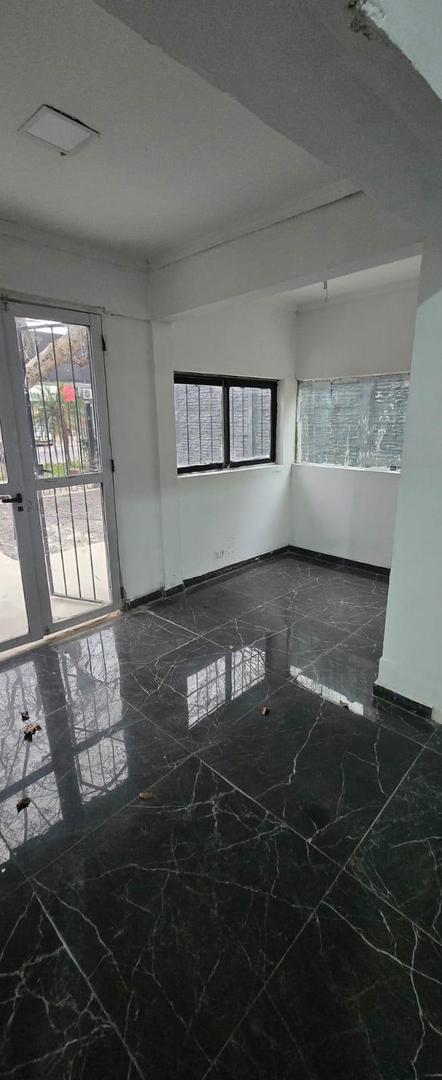 Local en Alquiler en San Miguel, $ 2.800.000