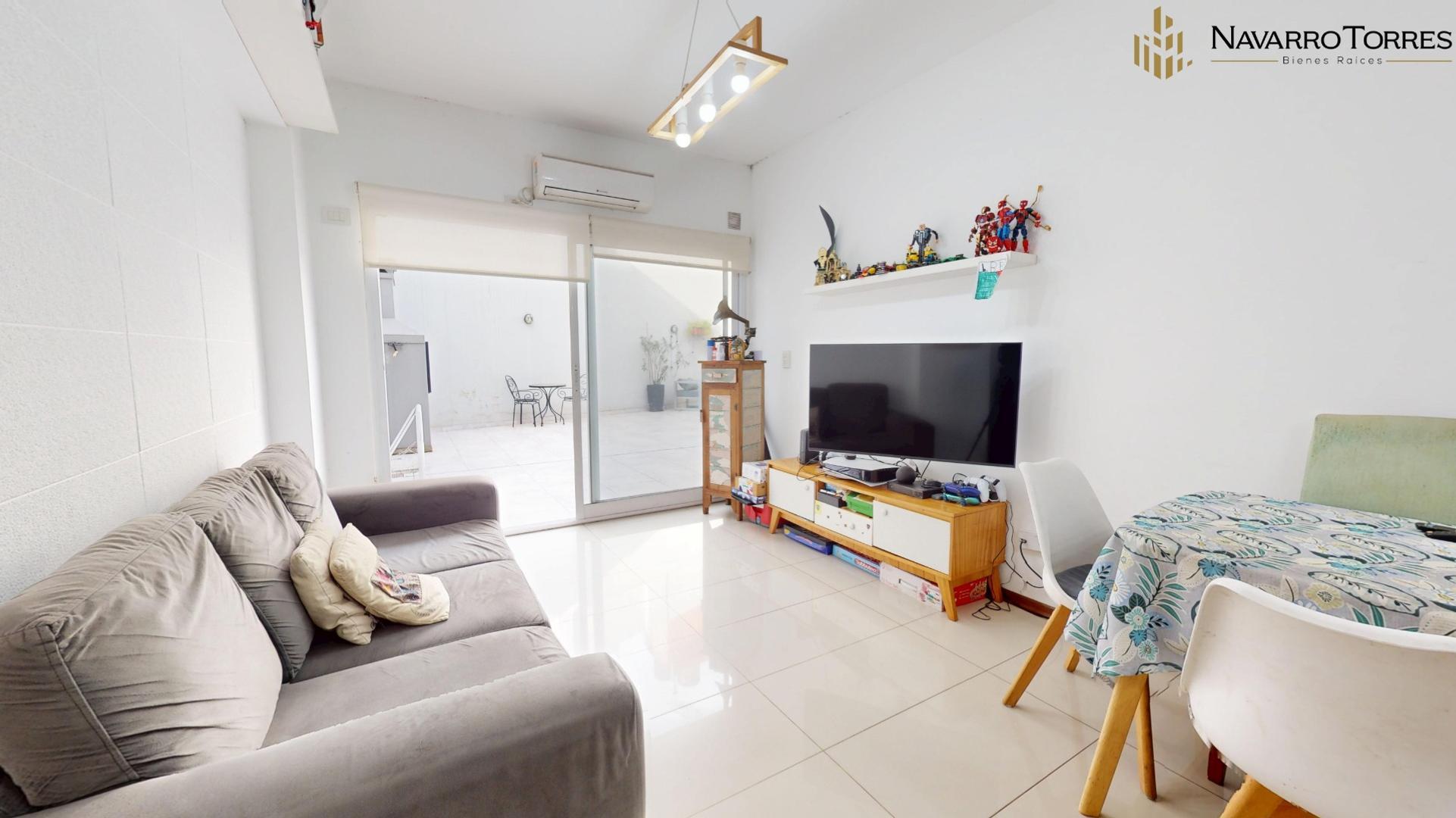 Depto Tipo Casa 3 ambientes con 2 baños