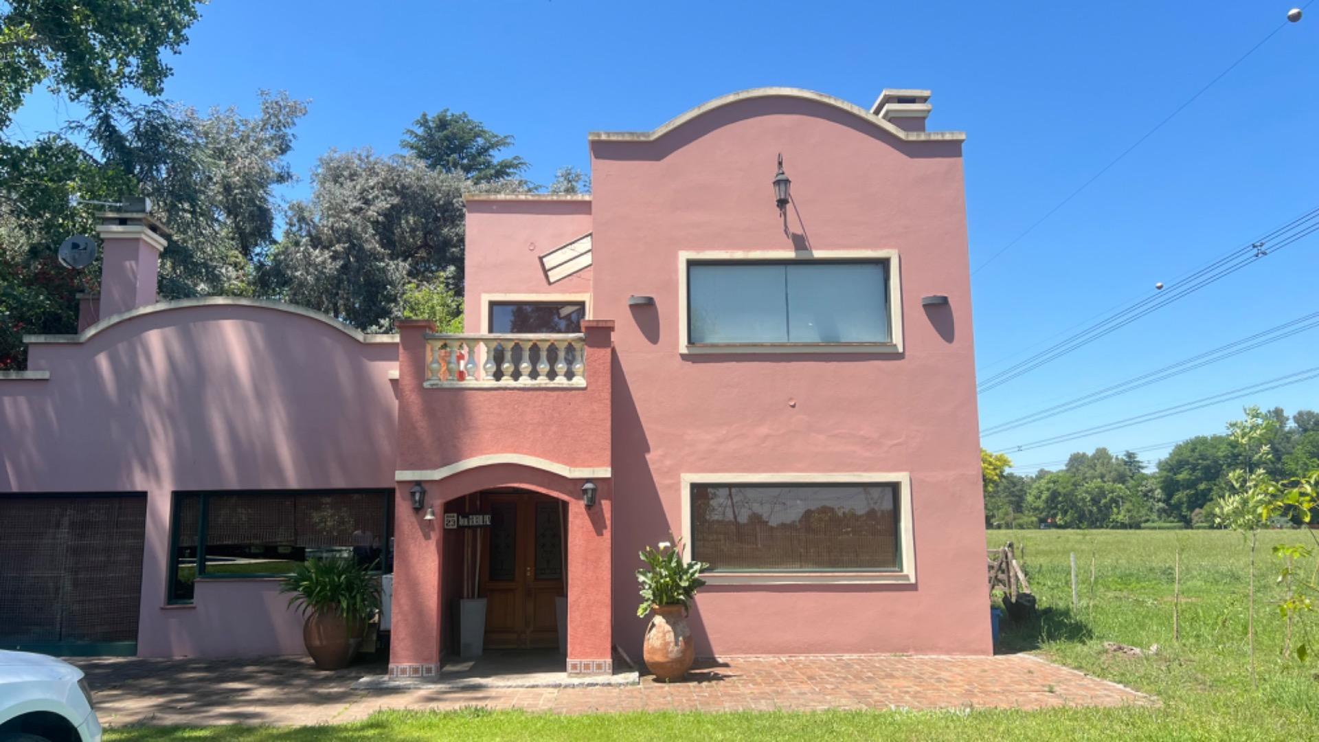 Los Robles y Los Alerces