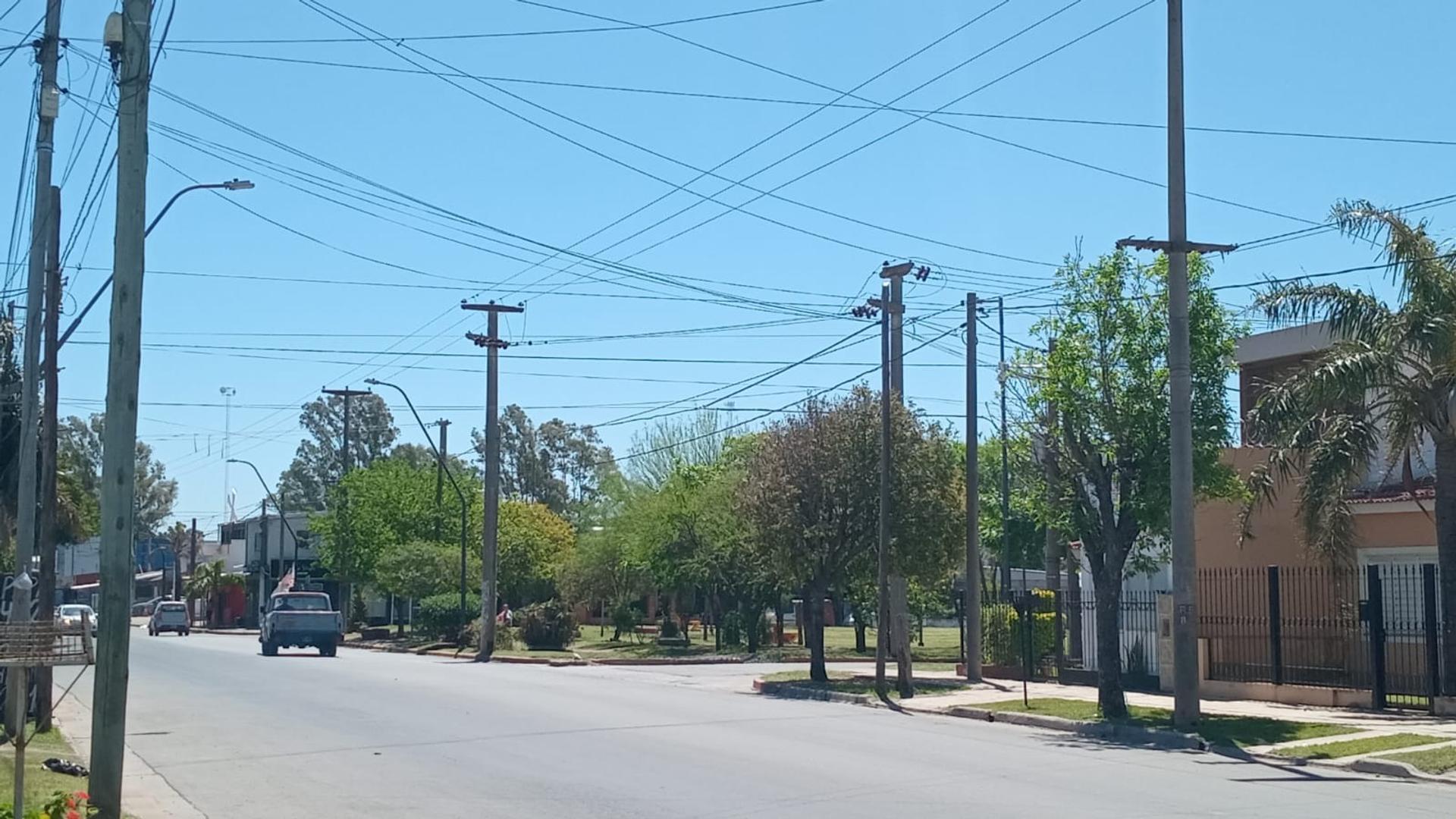 Avenida C. Gimenez (ex Av.1) 100