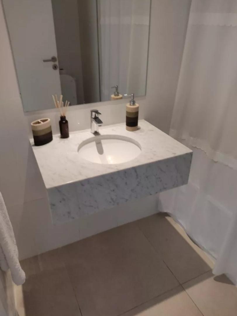 Solís Y Río De Luján