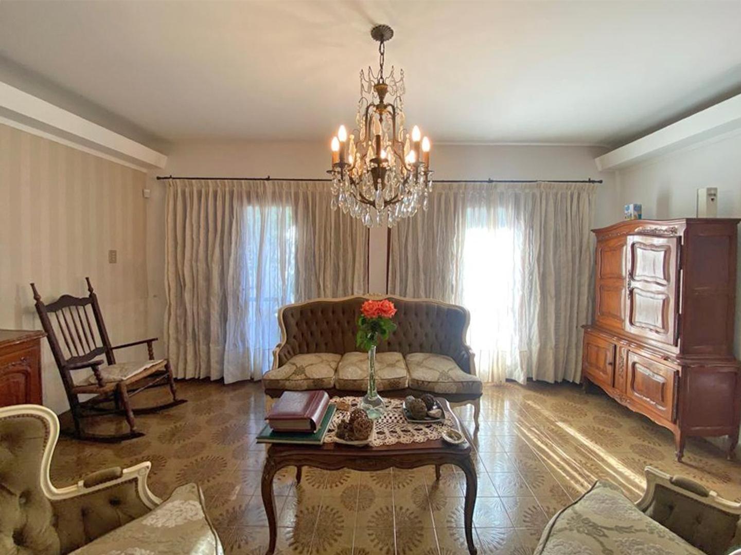 Casa en Venta en Merlo, USD 270.000